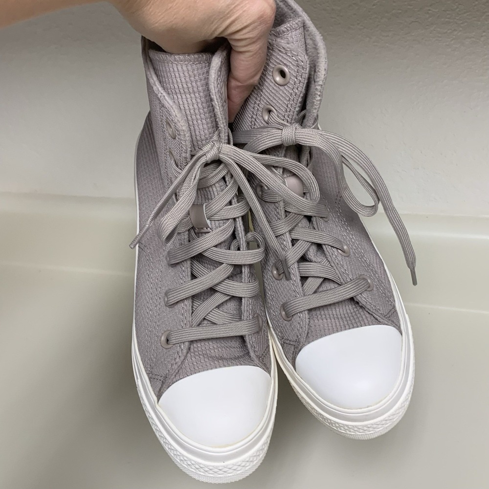 Converse Chuck 70 De Luxe Shoes Women's 6 Gray White Chunky Heel Platform Boots - Picture 4 of 16